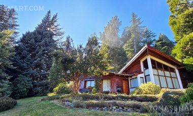 Casa con excelente vista en  Llao Llao!