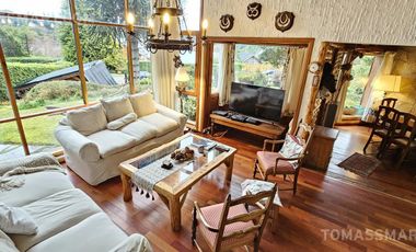 Casa con excelente vista en  Llao Llao!