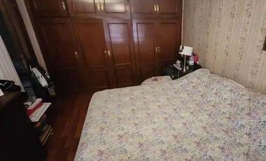 Casa chalet seis ambientes jardin a la venta en Wilde apto acepta permutas