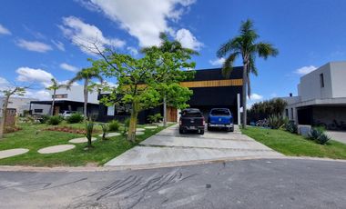 CASA EN VENTA, EL CANTON, BARRIO ISLAS, LOTE AL 300