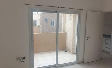 Excelente departamento alquiler un dormitorio con balcón