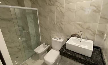 Excelente Departamento de 3 Ambientes a la venta Lyon en Adrogué