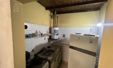 Local con depósito en Venta en Villa Ballester