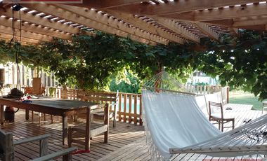 Casa en Venta  c/pileta -  amplia vista  - Barrio La Pista