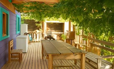 Casa en Venta  c/pileta -  amplia vista  - Barrio La Pista