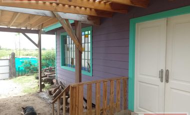 Casa en Venta  c/pileta -  amplia vista  - Barrio La Pista