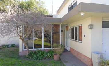 Chalet en Turdera con 3 dormitorios y un lote de 18 x 40 m - APTO CRÉDITO