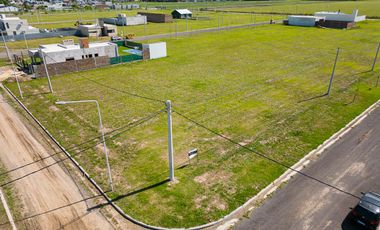 OPORTUNIDAD LOTE EN LAS MORAS - RICARDONE