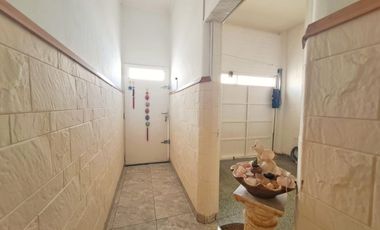 VENTA CASA 4 AMB 178 M2 COCHERA LANÚS OESTE