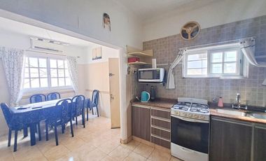 VENTA CASA 4 AMB 178 M2 COCHERA LANÚS OESTE