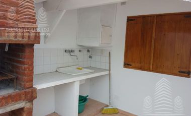 Dúplex en venta de 2 dormitorios c/ cochera en Costa Azul