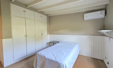 Casa en Los Abedules 3 dormitorios, jardín y pileta