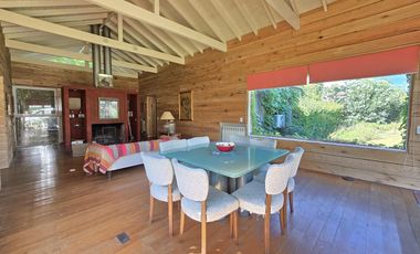 Casa en Los Abedules 3 dormitorios, jardín y pileta