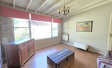 Casa en Los Abedules 3 dormitorios, jardín y pileta