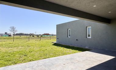 Casa en venta Barrio San Simon Canning