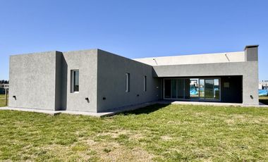 Casa en venta Barrio San Simon Canning