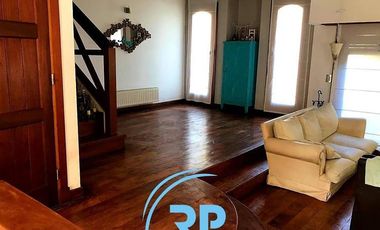Venta Chalet de 5 ambientes en San Carlos, Mar del Plata