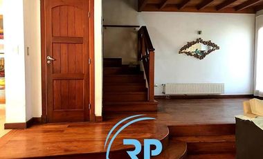 Venta Chalet de 5 ambientes en San Carlos, Mar del Plata