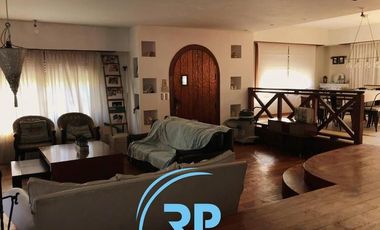 Venta Chalet de 5 ambientes en San Carlos, Mar del Plata