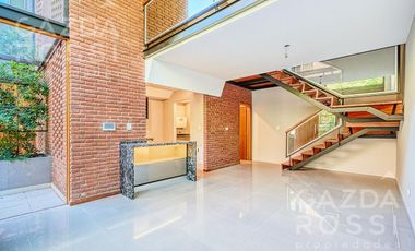 Casa en venta en Adrogue