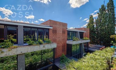 Casa en venta en Adrogue