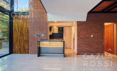 Casa en venta en Adrogue