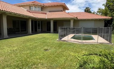 Casa a la venta en Barrio Club de Campo