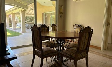 Casa a la venta en Barrio Club de Campo