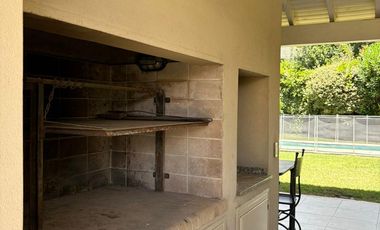 Casa a la venta en Barrio Club de Campo