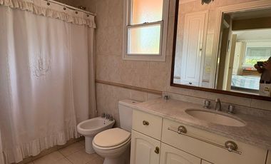 Casa a la venta en Barrio Club de Campo