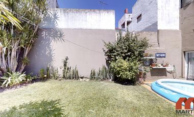Casa 4 ambientes con jardín reciclada - Martínez