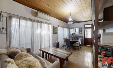 Casa 4 ambientes con jardín reciclada - Martínez