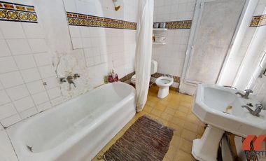 Casa 4 ambientes con jardín reciclada - Martínez