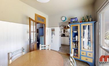 Casa 4 ambientes con jardín reciclada - Martínez