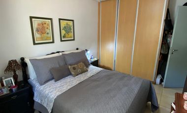 Departamento sobre calle Coronel Álvarez al 2600