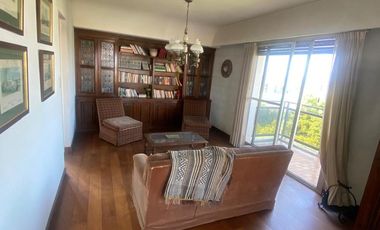 Departamento al frente vista al rio