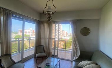 Departamento al frente vista al rio