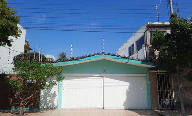 CASA EN VENTA COL. IGNACIO ZARAGOZA, VERACRUZ, VER.
