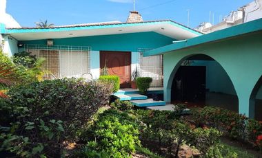 CASA EN VENTA COL. IGNACIO ZARAGOZA, VERACRUZ, VER.