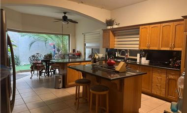 Casa En Renta Cumbres 4to Sector - Monterrey