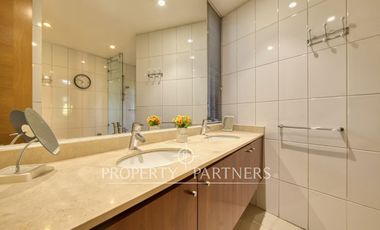 Gran departamento dúplex en exclusivo condominio