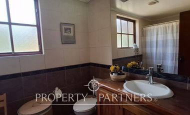 Casa en excelente lugar residencial cercana a colegios