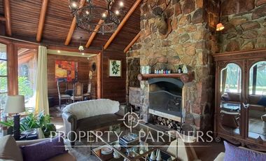 Casa en excelente lugar residencial cercana a colegios