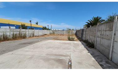 Arrienda galpón comercial en corazón de Talagante