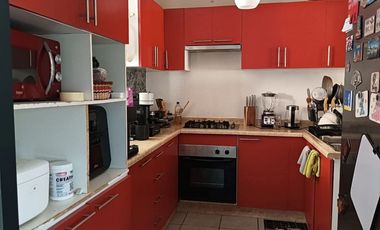 Amplia Casa en Buin con Terreno para Ampliar