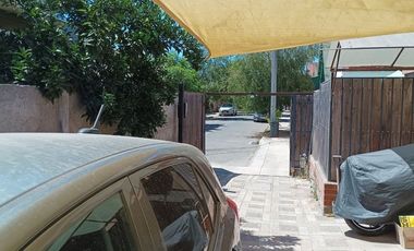 Amplia Casa en Buin con Terreno para Ampliar