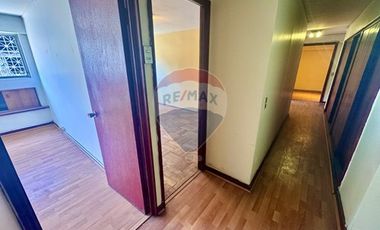 se arrienda oficina, excelente ubicación