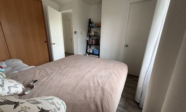 Casa Moderna en Peñaflor: Espacio y Comodidad