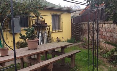 CASA AISLADA EN MACUL CERCA DEL METRO