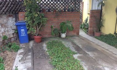 CASA AISLADA EN MACUL CERCA DEL METRO